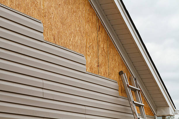 24/7 Emergency Storm Damage Siding Repair experts in Staley, NC
